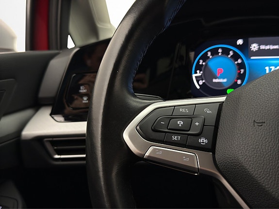 Volkswagen Golf Alltrack 13 of 30