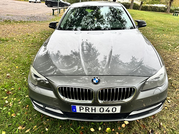 BMW 528i 6 of 17