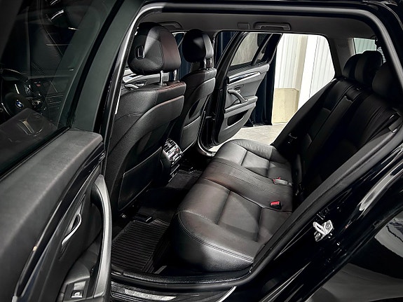 BMW 520d 14 of 24