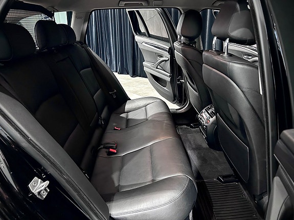 BMW 520d 15 of 24