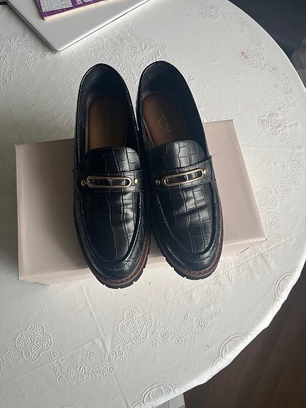 Product image 1 of 9