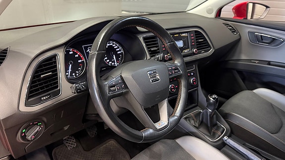 Seat Leon 12 of 25