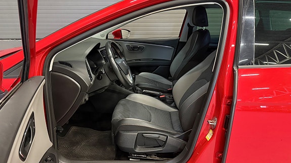 Seat Leon 10 of 25