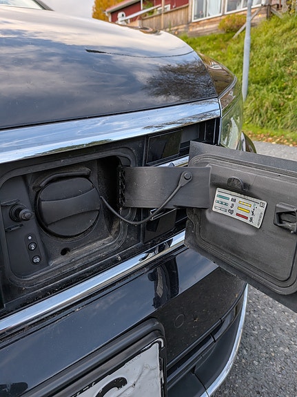 Volkswagen Passat 10 of 12