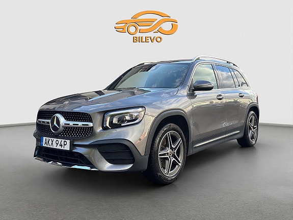 Mercedes-Benz GLB200 9 of 21