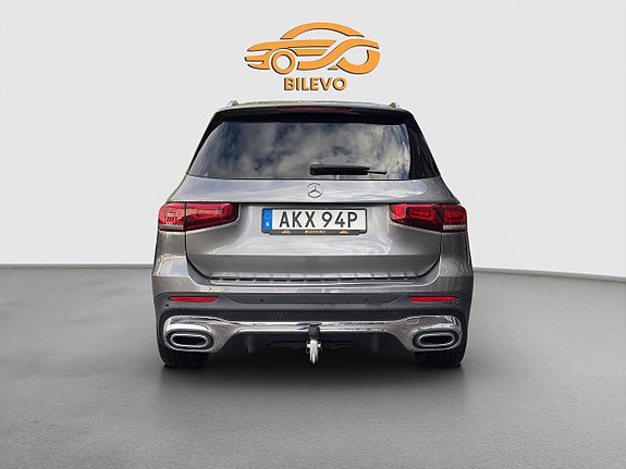 Mercedes-Benz GLB200 4 of 21