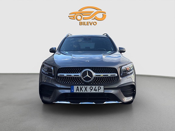 Mercedes-Benz GLB200 10 of 21
