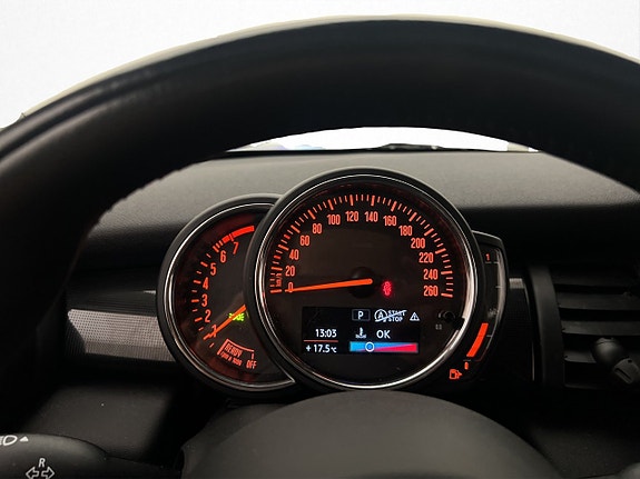 MINI Cooper 15 of 27