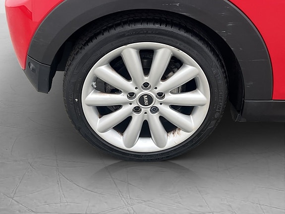 MINI Cooper 24 of 27