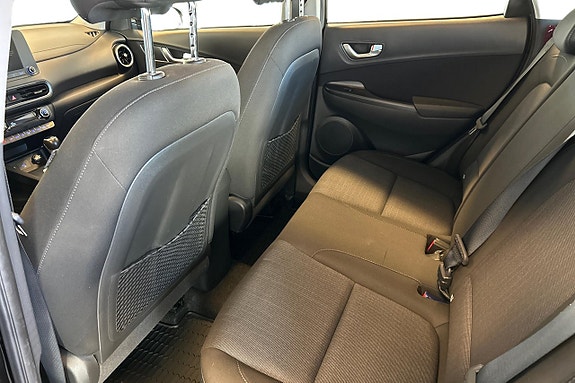 Hyundai Kona 24 of 30
