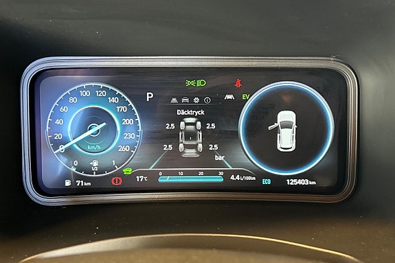 Hyundai Kona 17 of 30