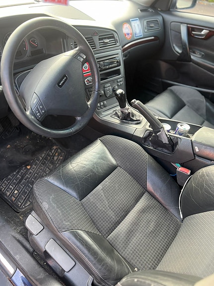 Volvo S60 4 of 8