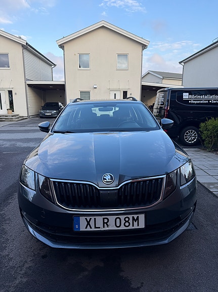 Skoda Octavia 4 of 11