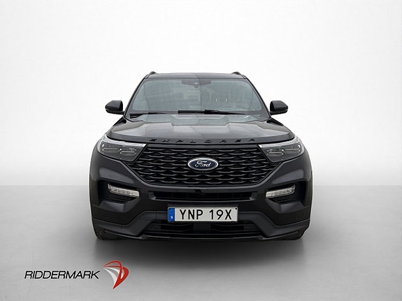 Ford Explorer 2 of 30