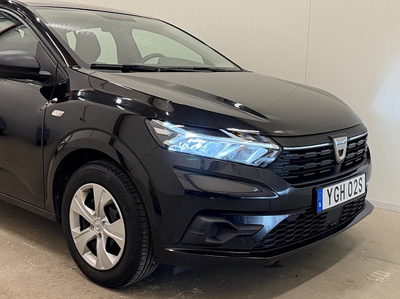 Dacia Sandero 3 of 24