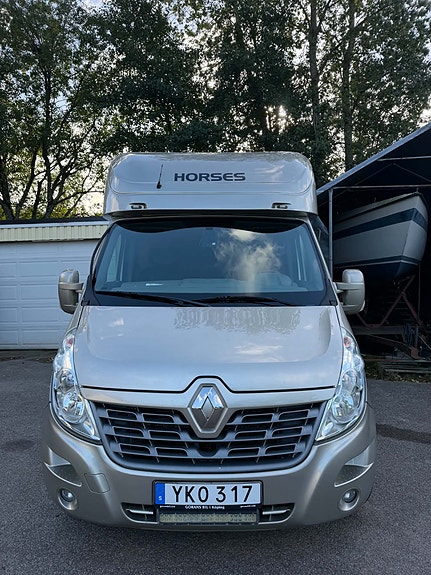 Renault Master 2 of 9