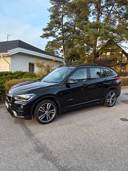 BMW X1 8 of 9