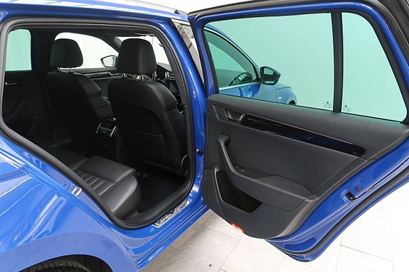 Skoda Superb 28 of 30