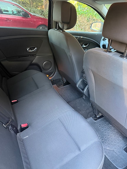 Renault Megane III 6 of 7