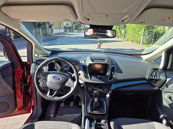 Ford C-Max 9 of 13