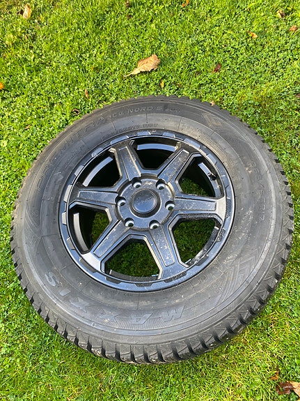 Product image 1 of 6
