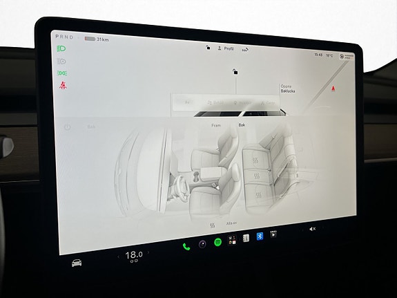 Tesla Model Y 27 of 30