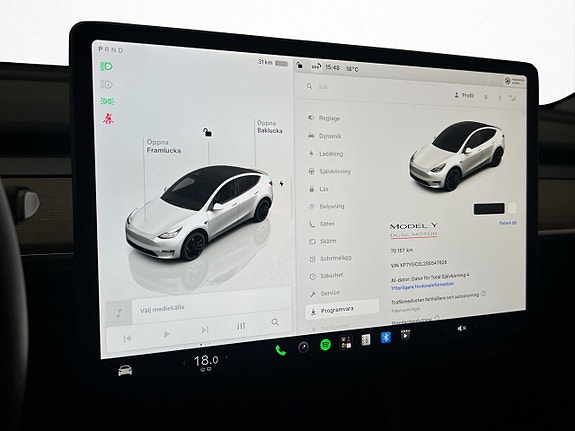 Tesla Model Y 29 of 30