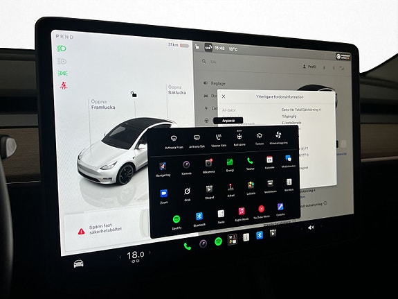 Tesla Model Y 25 of 30