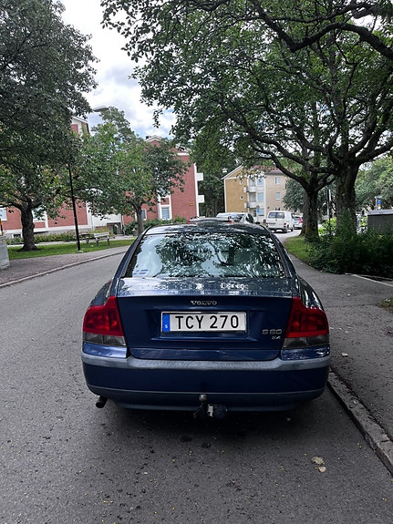 Volvo S60 3 of 8