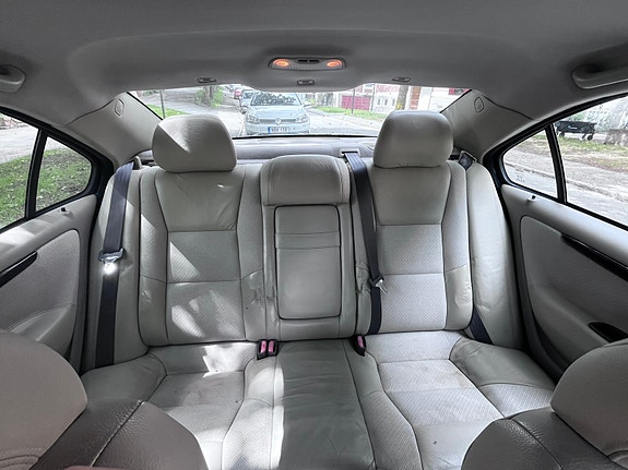 Volvo S60 6 of 8