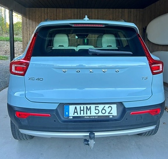 Volvo XC40 10 of 11