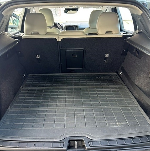Volvo XC40 8 of 11