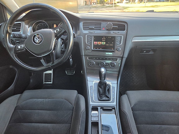 Volkswagen Golf Alltrack 19 of 20