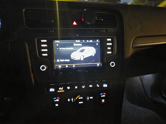 Volkswagen Golf Alltrack 20 of 20