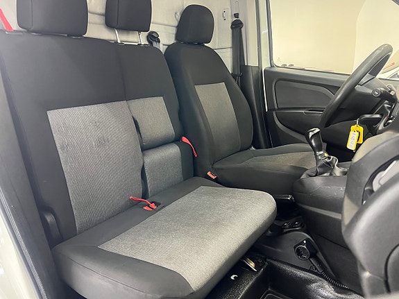 Fiat Doblo 24 of 24