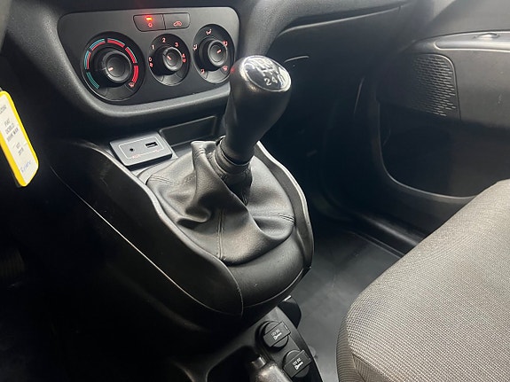 Fiat Doblo 17 of 24