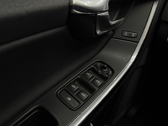 Volvo V60 9 of 23