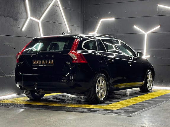 Volvo V60 6 of 23