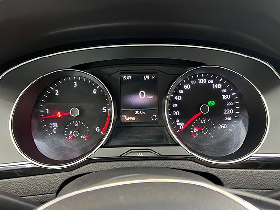 Volkswagen Passat 26 of 30
