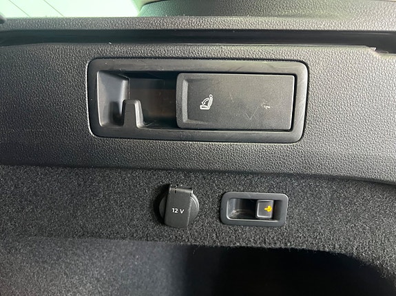 Volkswagen Passat 15 of 30