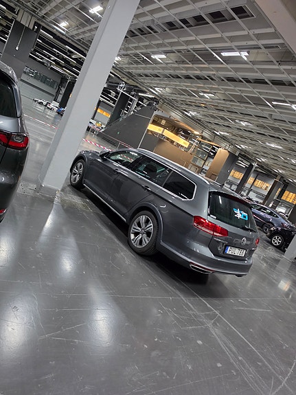 Volkswagen Passat Alltrack 6 of 6