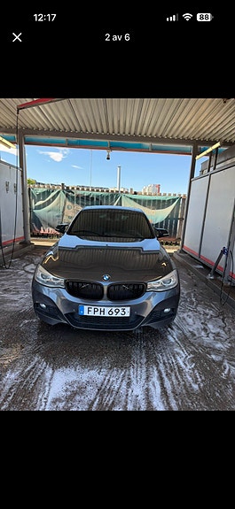 BMW 320d 2 of 5