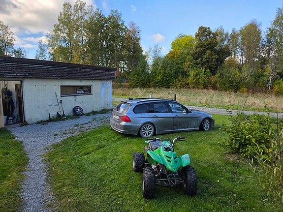 BMW 320d 3 of 8