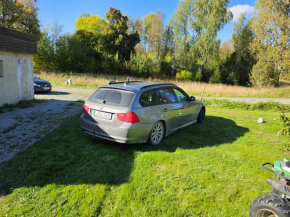 BMW 320d 5 of 8