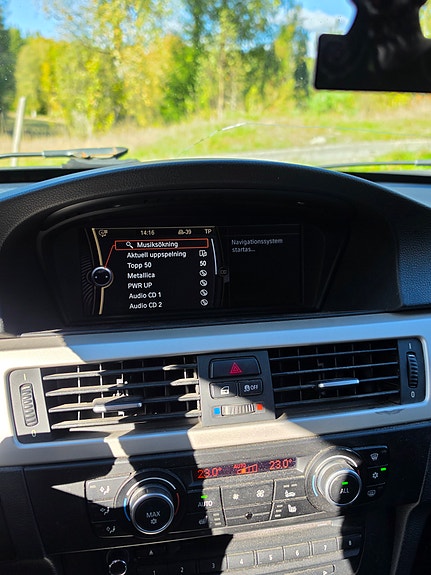 BMW 320d 6 of 8