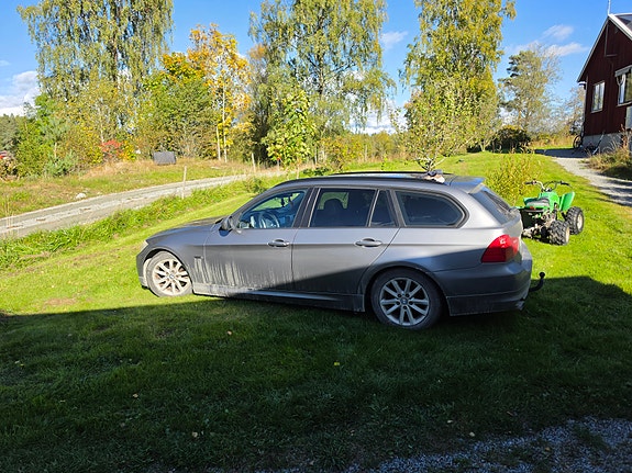 BMW 320d 4 of 8