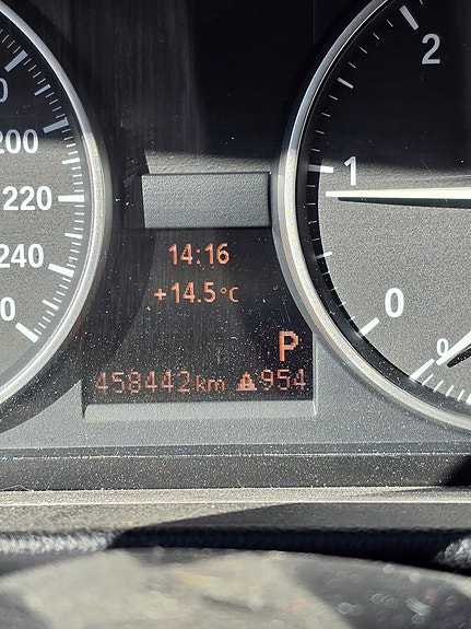 BMW 320d 7 of 8