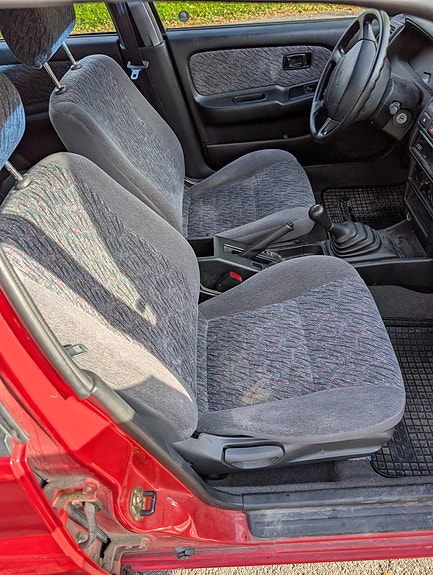 Nissan Almera 20 of 23