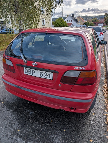 Nissan Almera 11 of 23