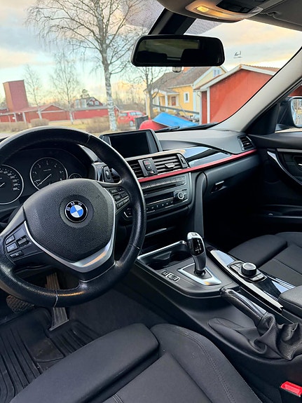 BMW 318d 4 of 4